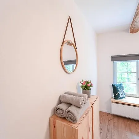 Apartment Eckartsberg Im Zittauer Gebirge - Mit 2 Schlafzimmern, Terrasse Und Wallbox *