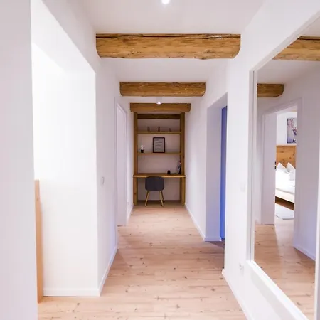 Eckartsberg Im Zittauer Gebirge - Mit 2 Schlafzimmern, Terrasse Und Wallbox *