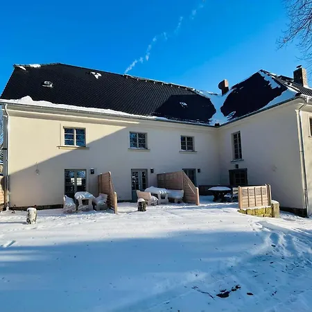 Eckartsberg Im Zittauer Gebirge - Mit 2 Schlafzimmern, Terrasse Und Wallbox