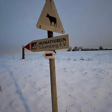Apartment Eckartsberg Im Zittauer Gebirge - Mit 2 Schlafzimmern, Terrasse Und Wallbox