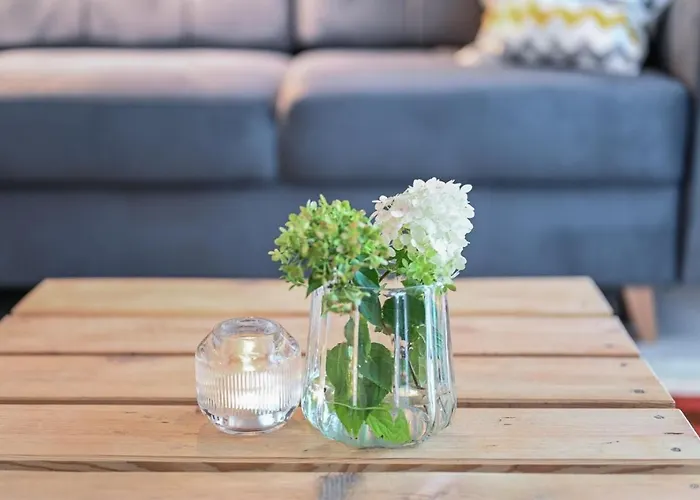 Eckartsberg Im Zittauer Gebirge - Mit 2 Schlafzimmern, Terrasse Und Wallbox Mittelherwigsdorf