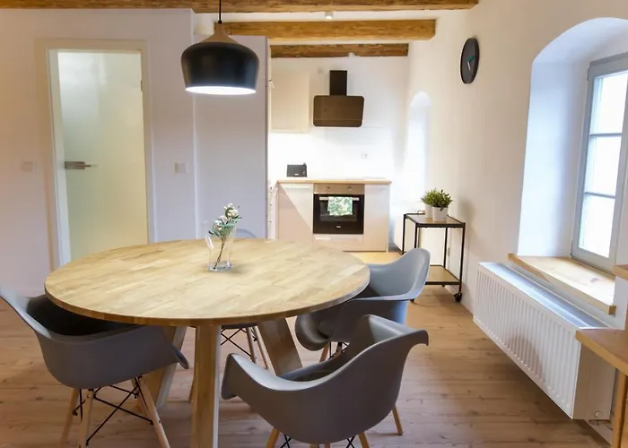 شقة Eckartsberg Im Zittauer Gebirge - Mit 2 Schlafzimmern, Terrasse Und Wallbox