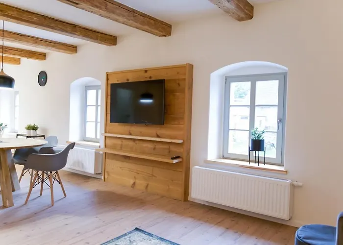 شقة Eckartsberg Im Zittauer Gebirge - Mit 2 Schlafzimmern, Terrasse Und Wallbox